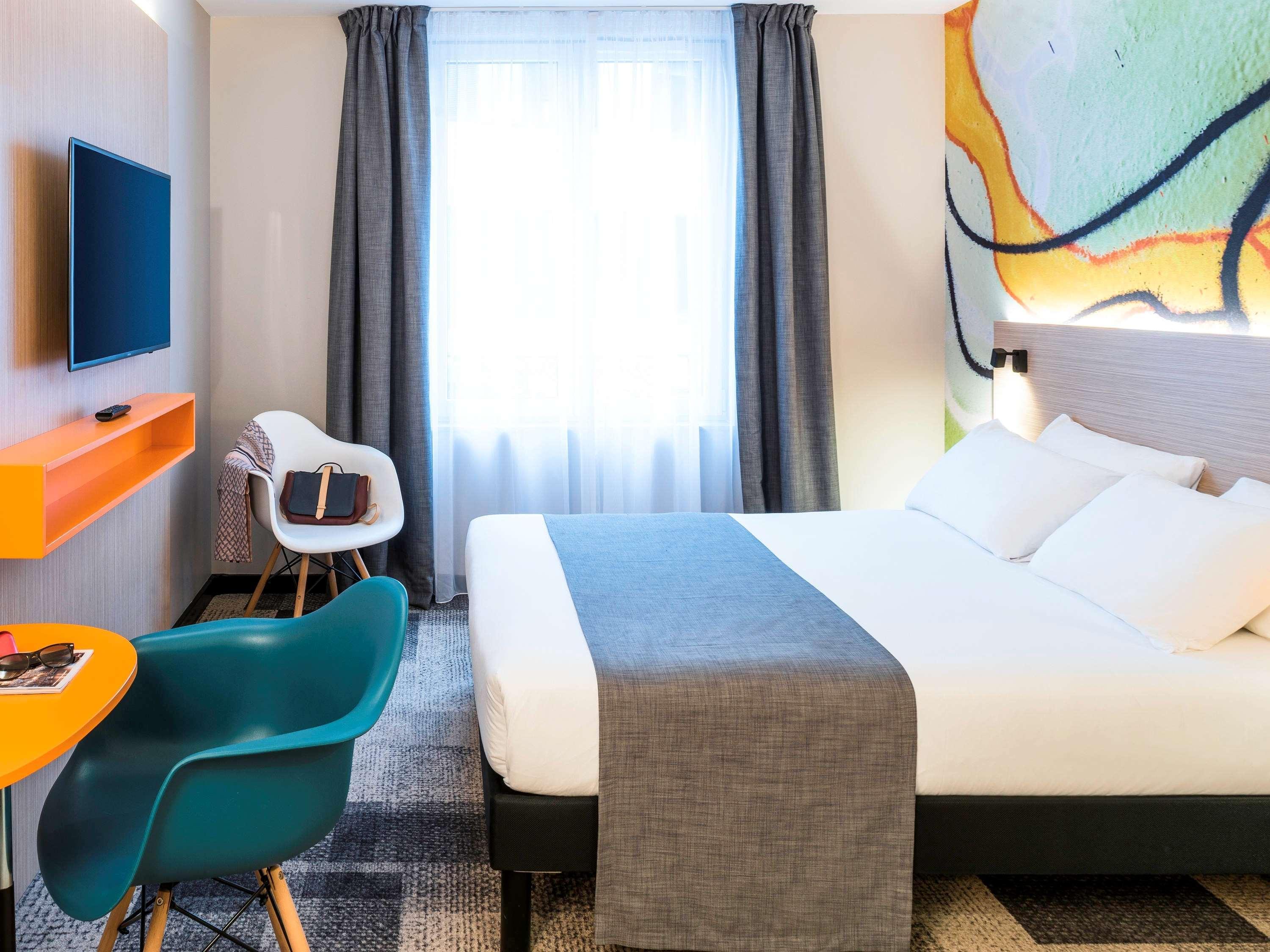 Ibis Styles Clamart Gare Grand Paris Bagian luar foto