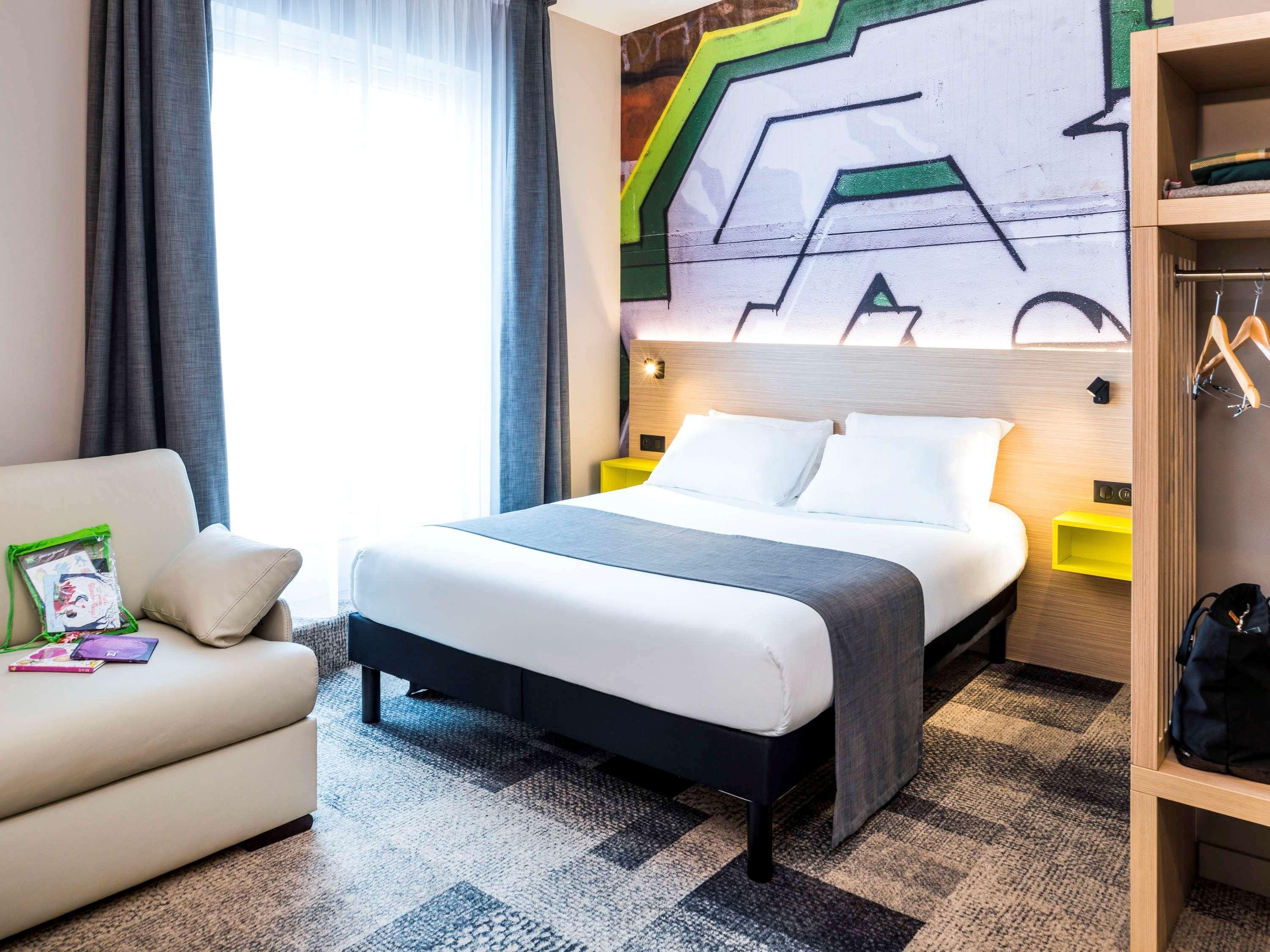 Ibis Styles Clamart Gare Grand Paris Bagian luar foto