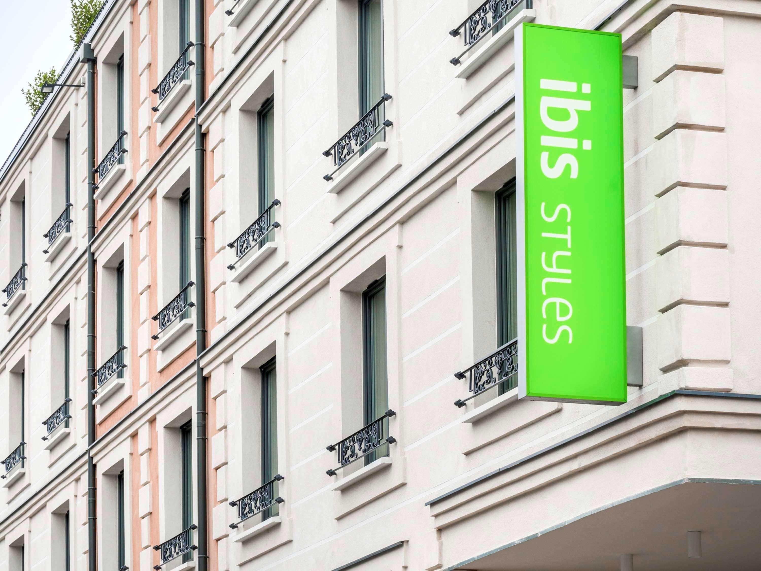 Ibis Styles Clamart Gare Grand Paris Bagian luar foto
